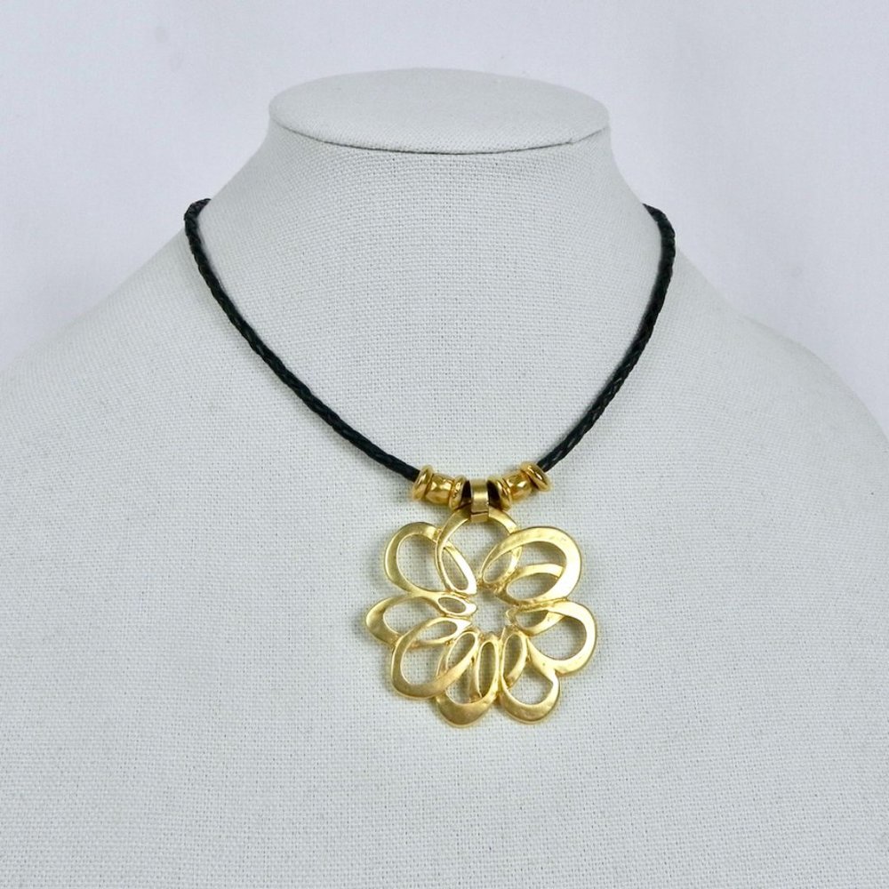 NWT Boho Gold Tone Pendant Necklace